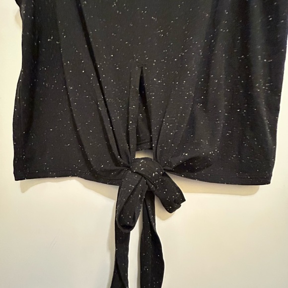 Lululemon Ladies’ Sleeveless Black Mock Turtleneck Tie-Front Sparkle Tank Top - Picture 3 of 5